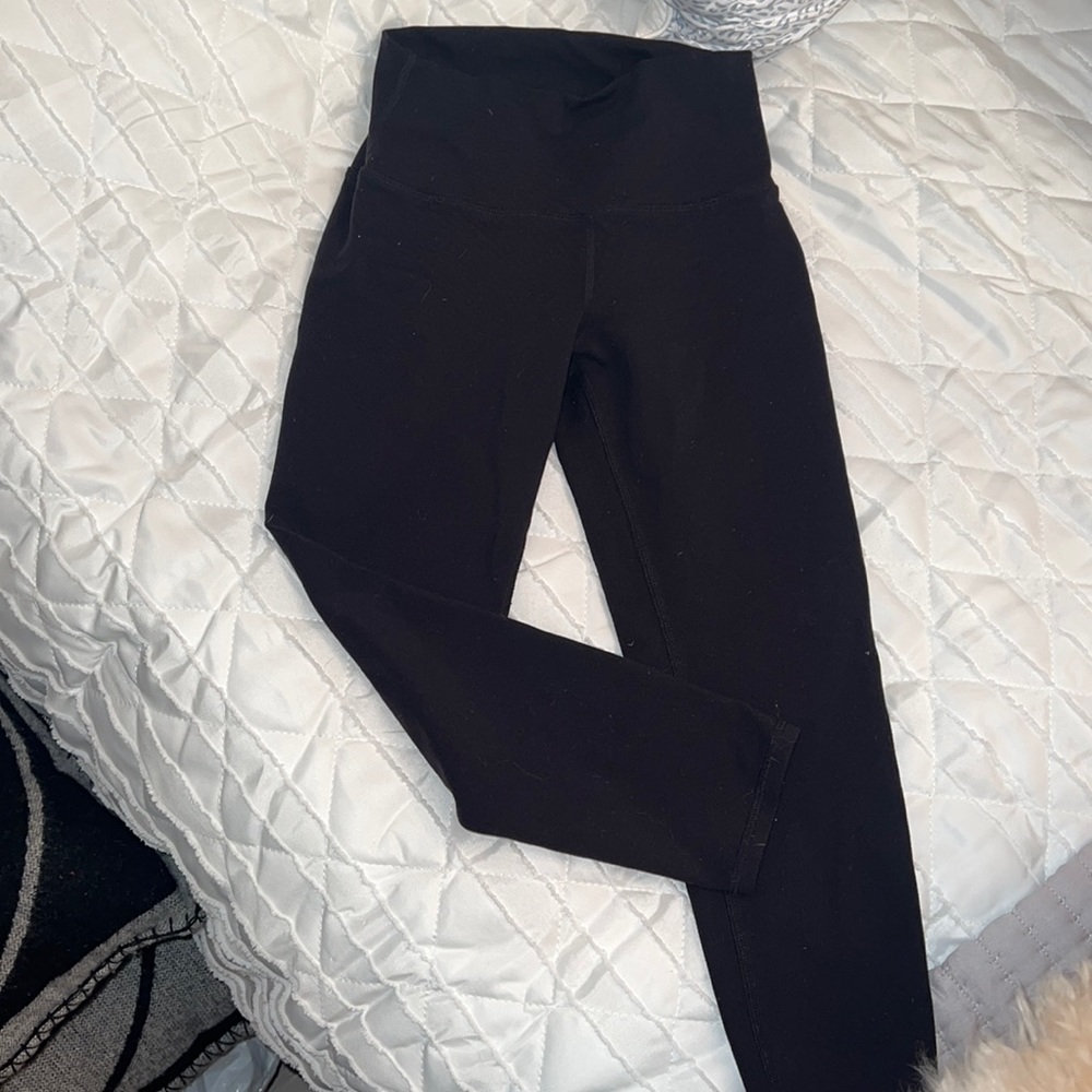 Black Alo cropped leggings size XS